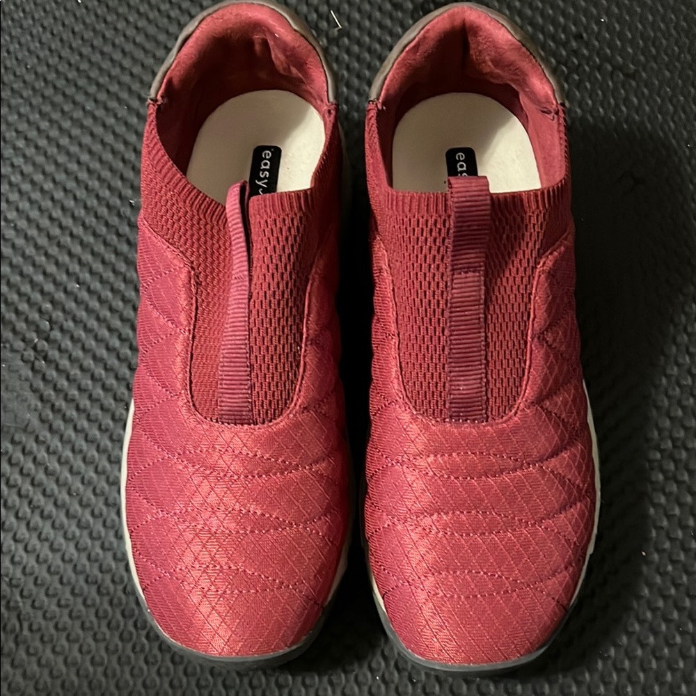 Easy Spirit Red Slip-On Sneakers with Textured Design